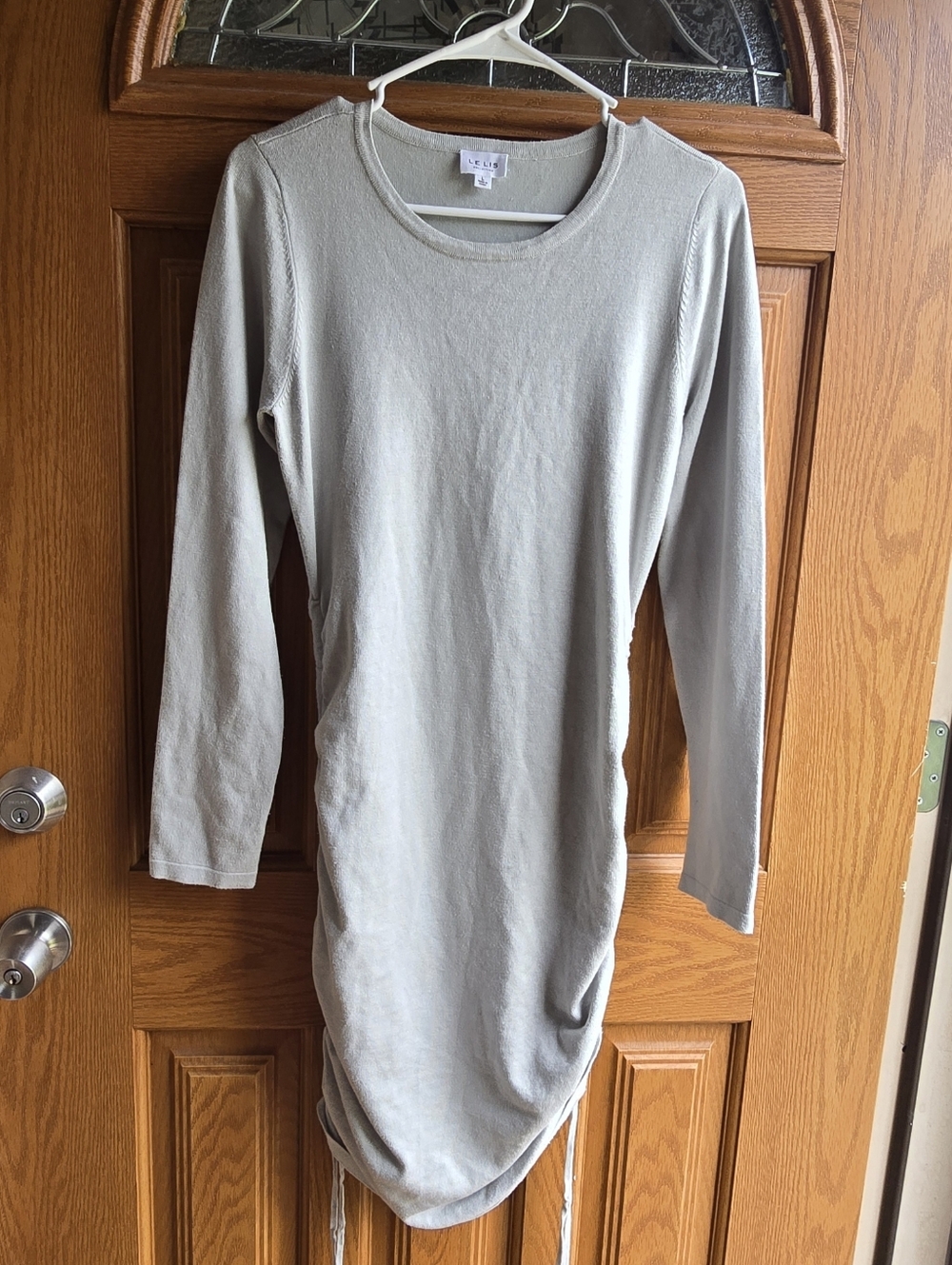 Le Lis Collection Dress Size LARGE